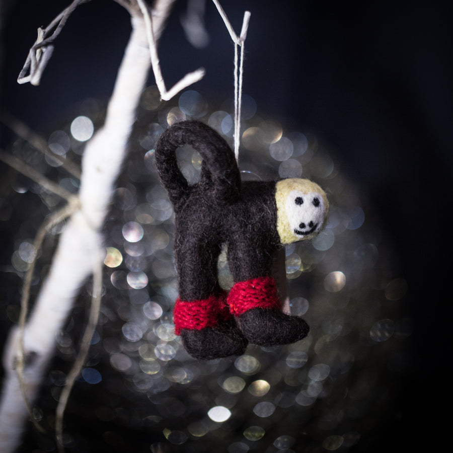 Sloth “endangered friends“ ornament